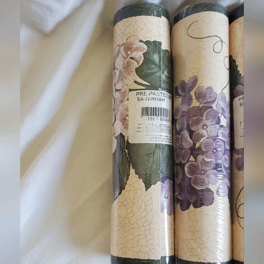 D. W. Wallcoverings Vtg Savannah Floral Wallpaper Border Purple Hydrangeas, New